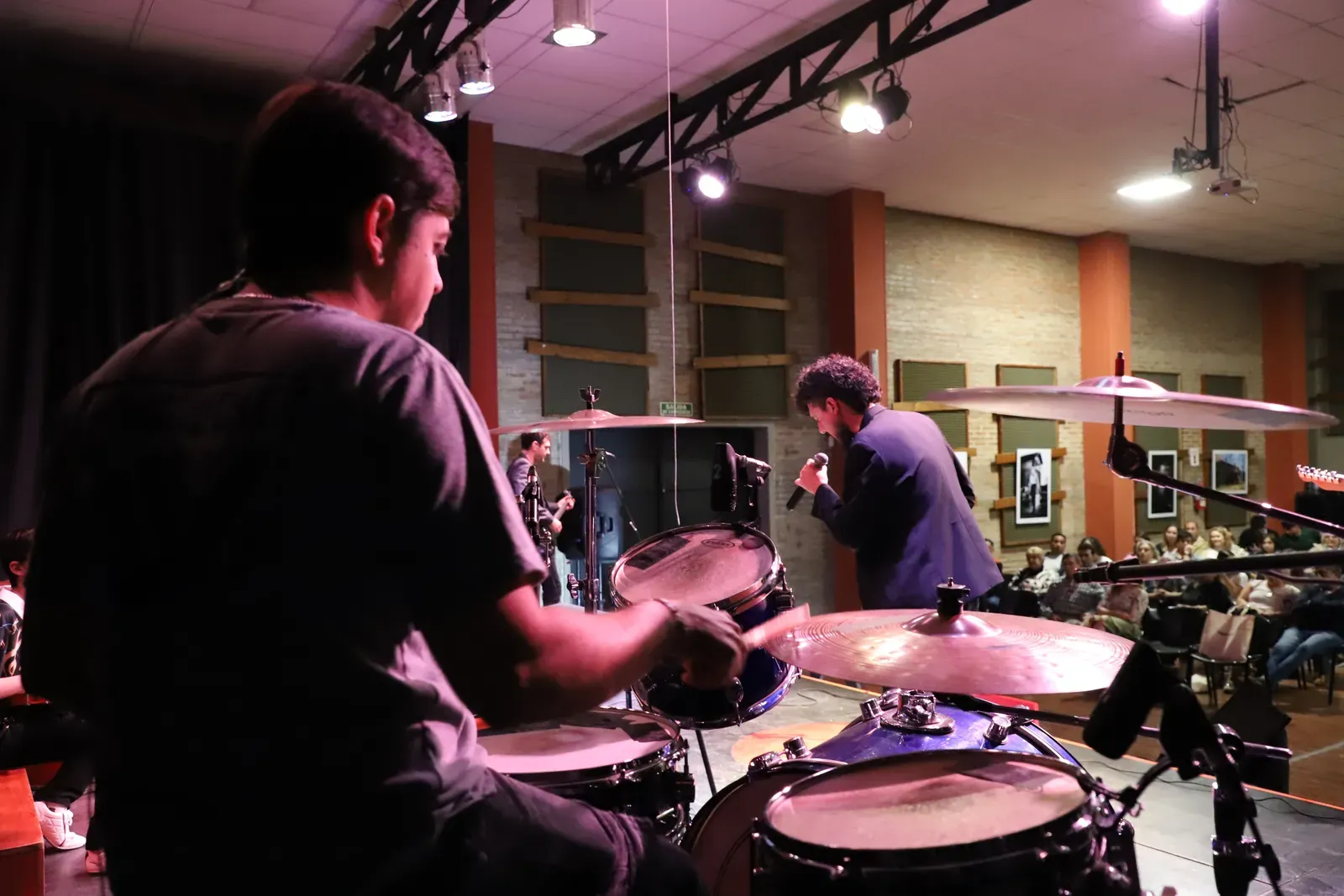 Los Cancheros en el show de cierre