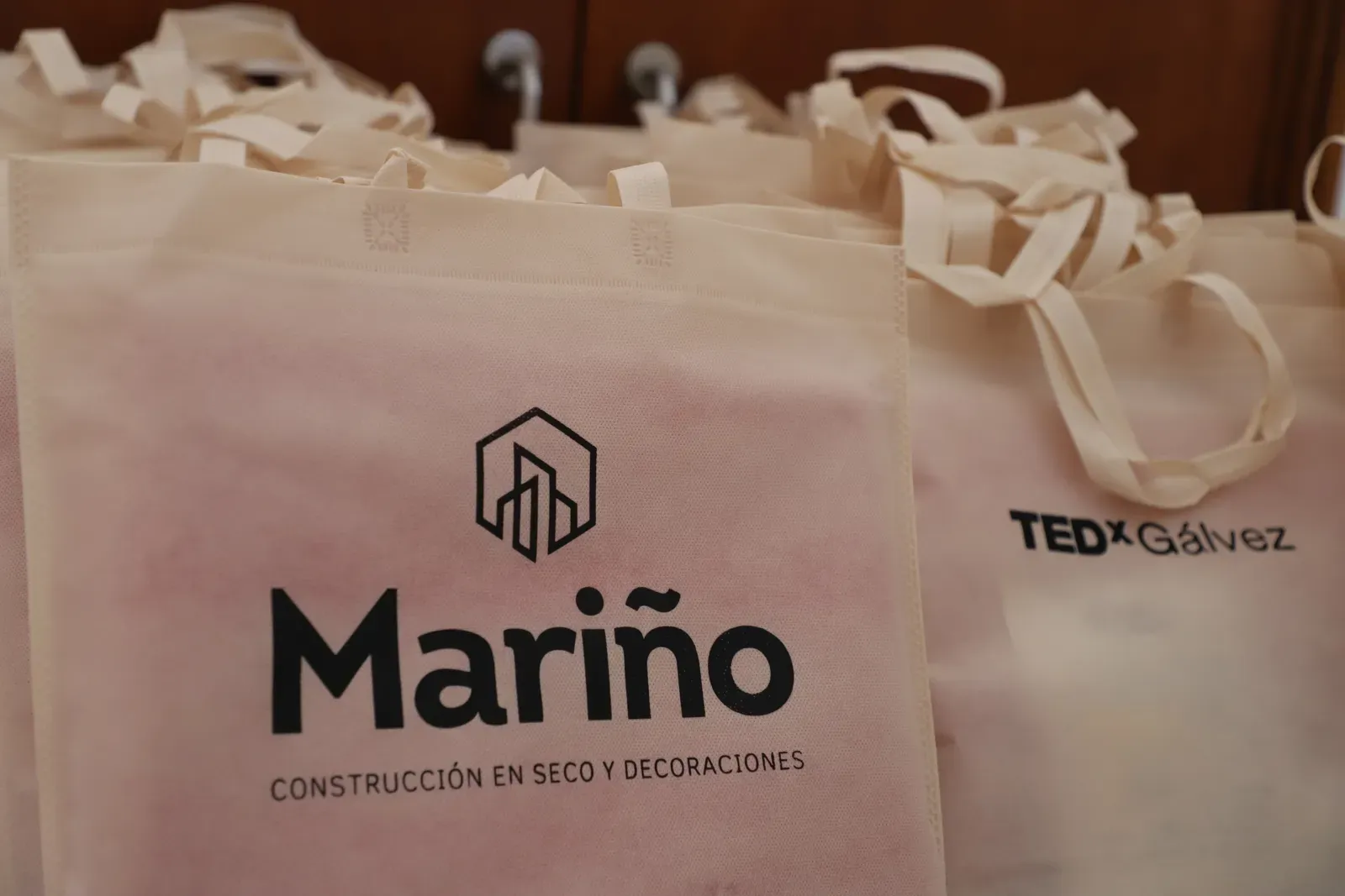 La llegada del público a TEDxGálvez 2024