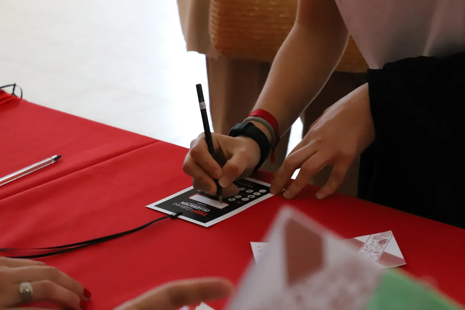 La llegada del público a TEDxGálvez 2024