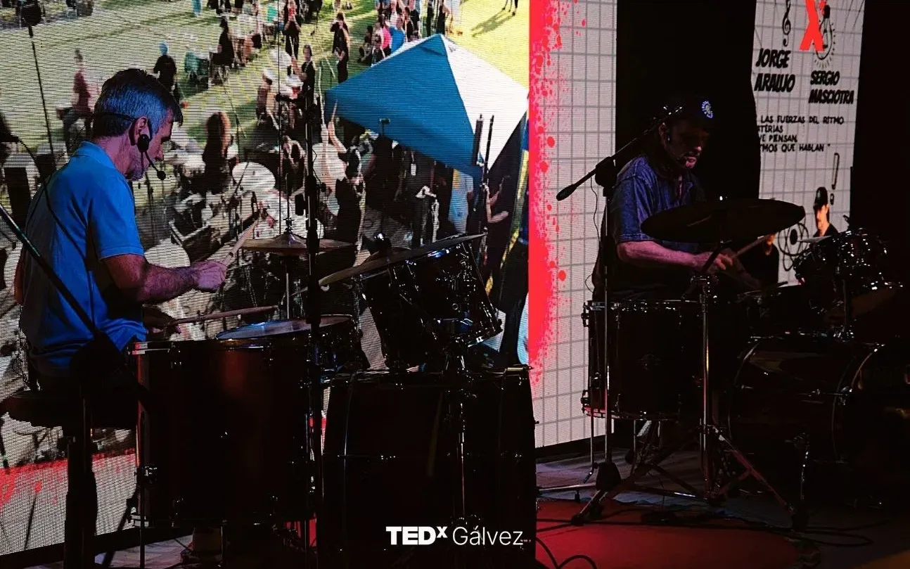 Un momento de TEDxGálvez 2025 · Transformación