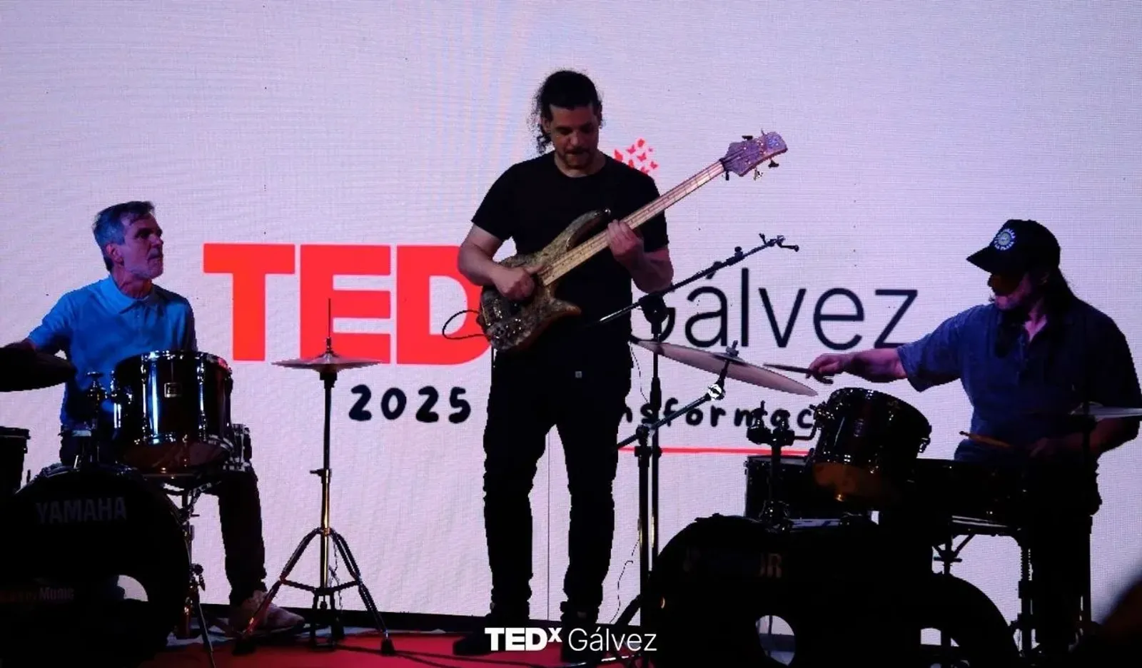 Un momento de TEDxGálvez 2025 · Transformación