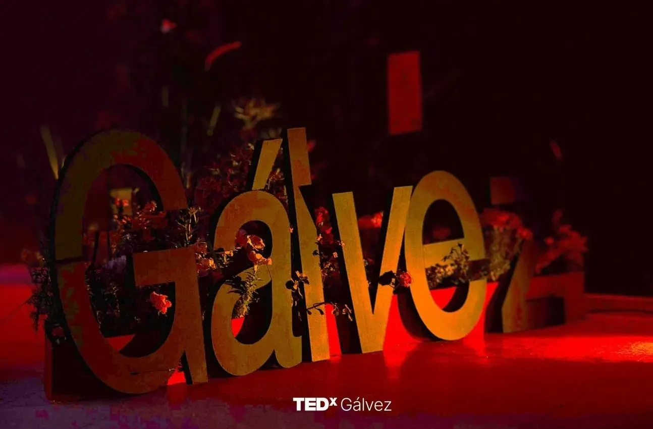 Un momento de TEDxGálvez 2025 · Transformación