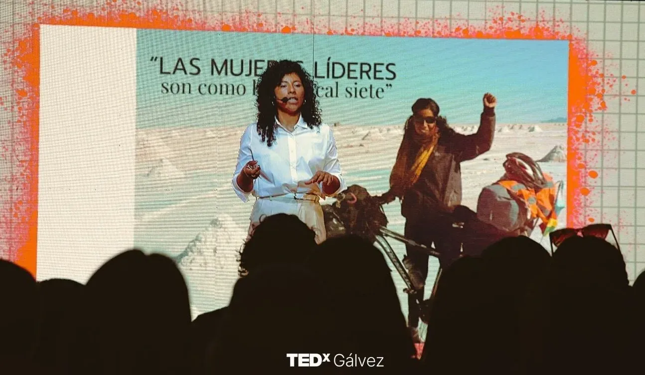 Un momento de TEDxGálvez 2025 · Transformación