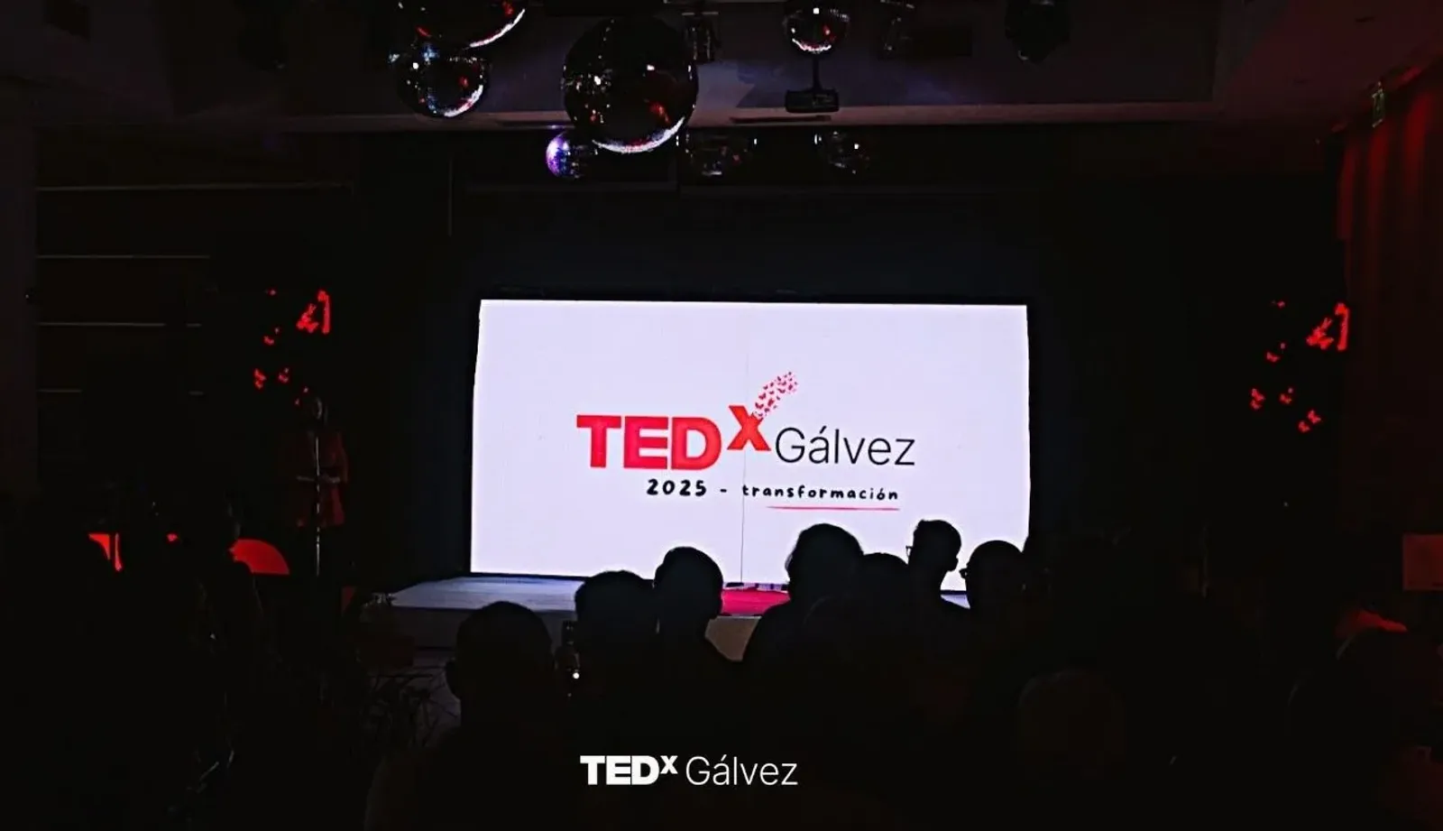 Un momento de TEDxGálvez 2025 · Transformación